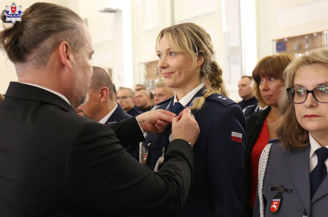 Nowi policjanci w lubelskiej policji. 70 osób złożyło ślubowanie