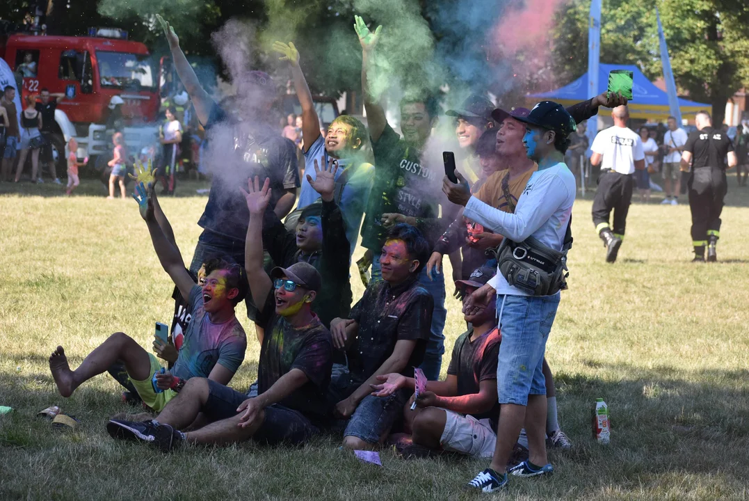 Dni Międzyrzeca rozpoczęte! Był festiwal kolorów i potańcówka (ZDJĘCIA) - Zdjęcie główne