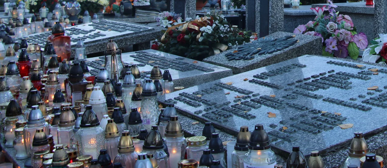 Pomnik „Żołnierzy Armii Krajowej Obwodu Łuków, poległych za wolność Ojczyzny” na cmentarzu św. Rocha