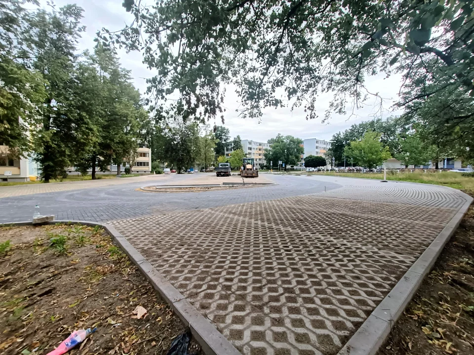 Puławy: Budowa parking na osiedlu Norwida na ostatniej prostej - Zdjęcie główne