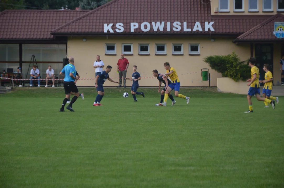 Powiślak Końskowola - MKS Czarni 1947 Dęblin