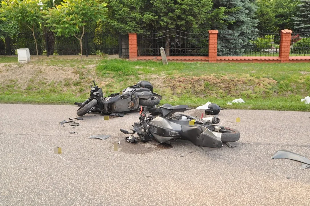 Lubelskie: Zderzyły się dwa motocykle. 47-latek i nastolatek w szpitalu
