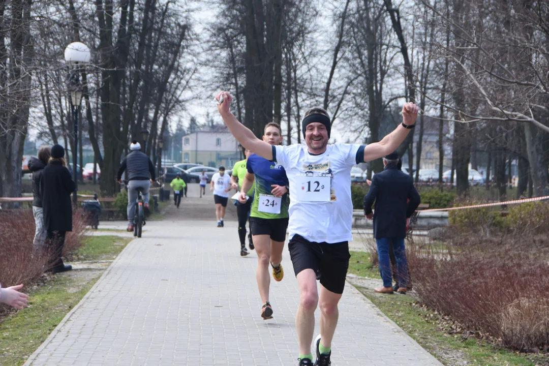 Tropem Wilczym. Bieg Pamięci Żołnierzy Wyklętych Łuków 2024