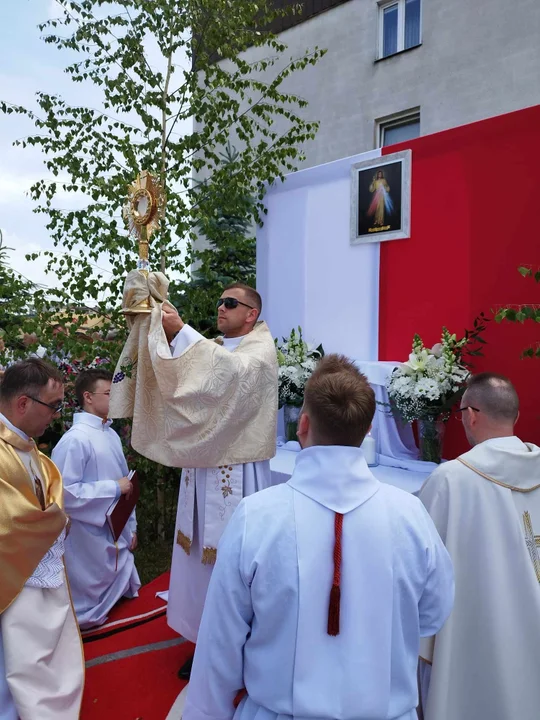 Uroczystość Najświętszego Ciała i Krwi Chrystusa w parafii Świetego Brata Alberta w Łukowie