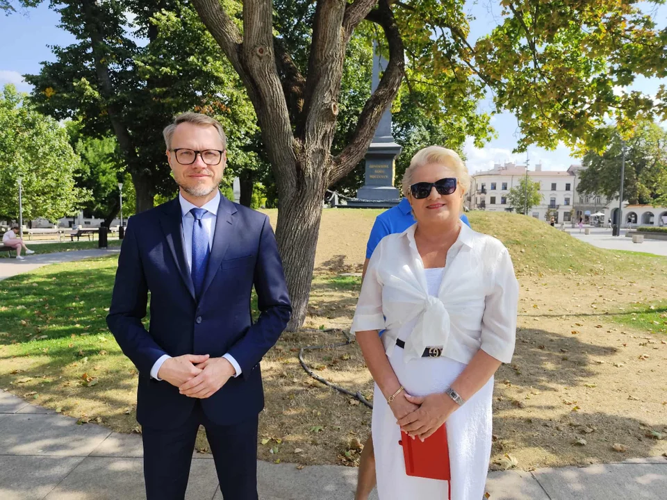 "Edukacja zdrowotna to nie ideologia". Posłanka apeluje do rodziców, poseł zbulwersowany wypowiedziami PiS
