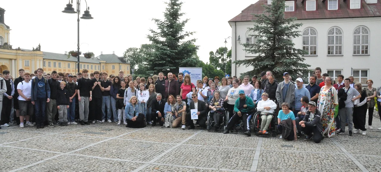 Jan Mela w Radzyniu. Najmłodszy zdobywca obu biegunów spotkał się z mieszkańcami i młodzieżą - Zdjęcie główne