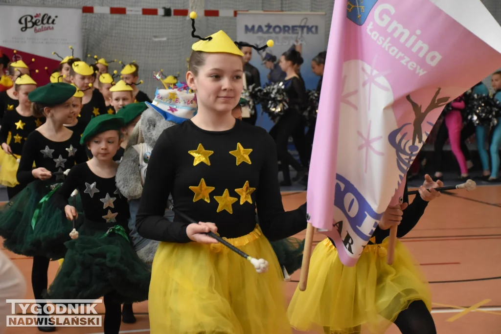 Z małej miejscowości na podium Mistrzostw Polski! Mażoretki z Pilczyna chcą iść dalej – potrzebują wsparcia