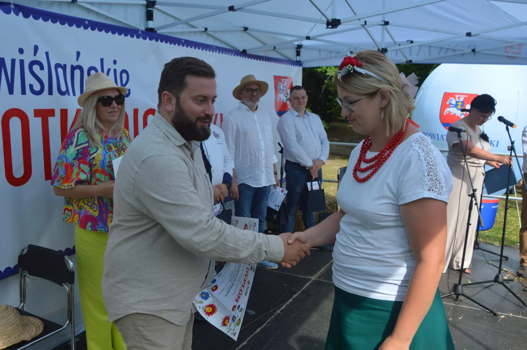 II edycja "Nadwiślańskich Spotkań z Folklorem Ziemi Puławskiej