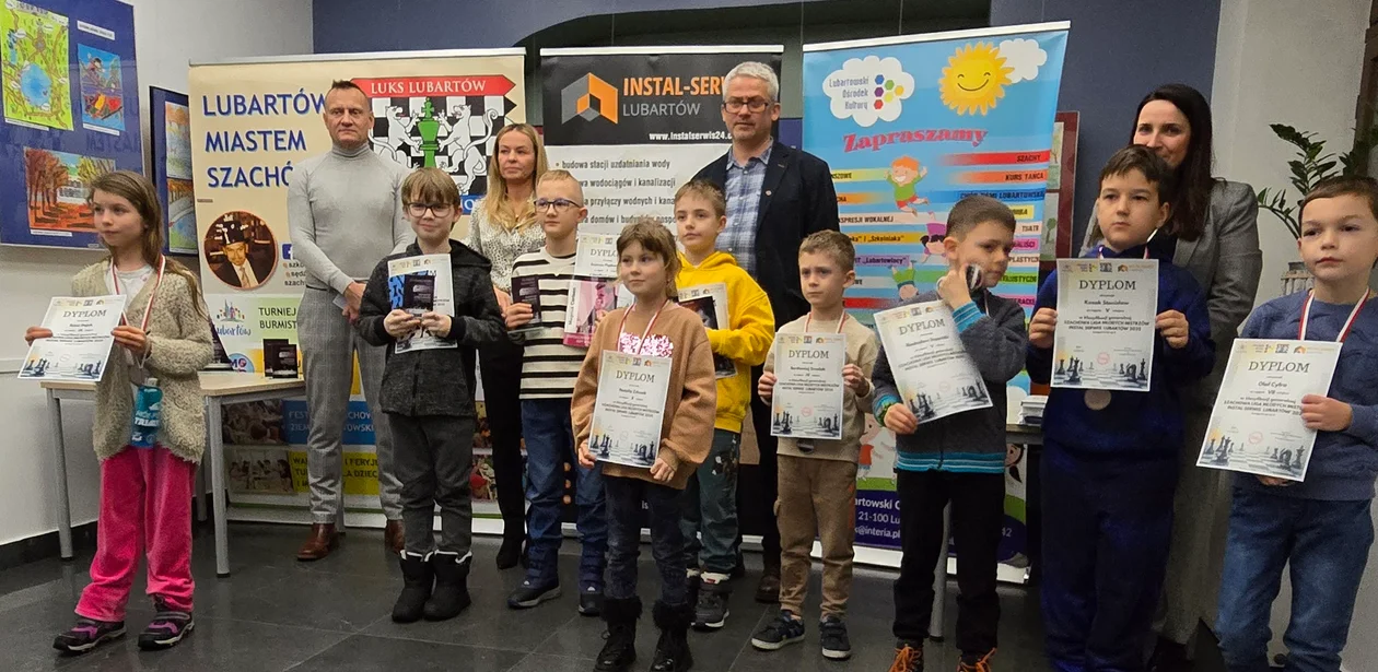 70 szachistów na starcie.  Szachowa Liga Młodych Mistrzów – Instal Serwis Lubartów rozstrzygnięta - Zdjęcie główne