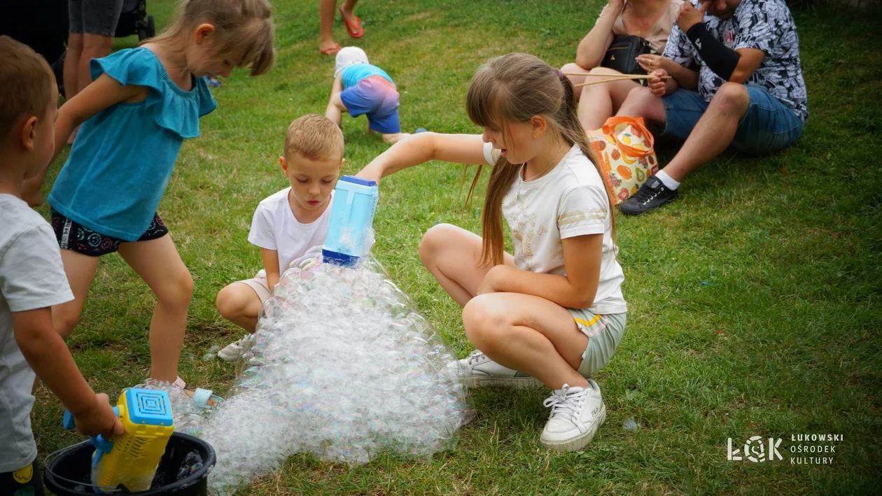 Festiwal Balonów, Baniek Mydlanych i Kolorów w Parku Miejskim w Łukowie