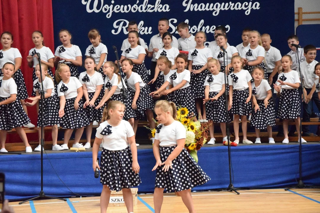 Wojewódzka inauguracja roku szkolnego w Ludwinie. Joanna Mucha: Walutą przyszłości jest talent (WIDEO, ZDJĘCIA) - Zdjęcie główne