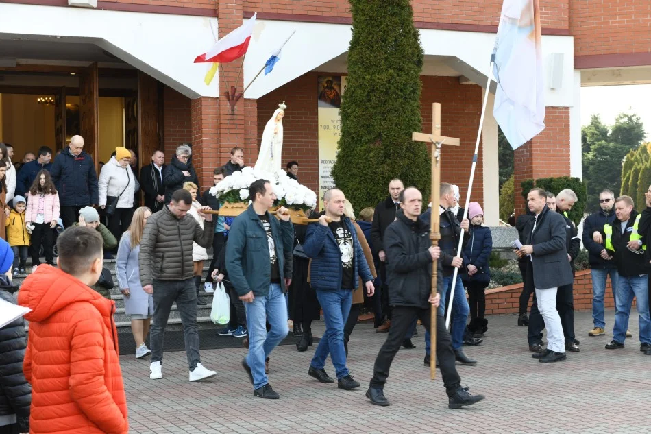 Ulicami Łukowa przeszedł „Biały Marsz”.(zdjęcia)  W obronie świętości i godności  Jana Pawła II. - Zdjęcie główne