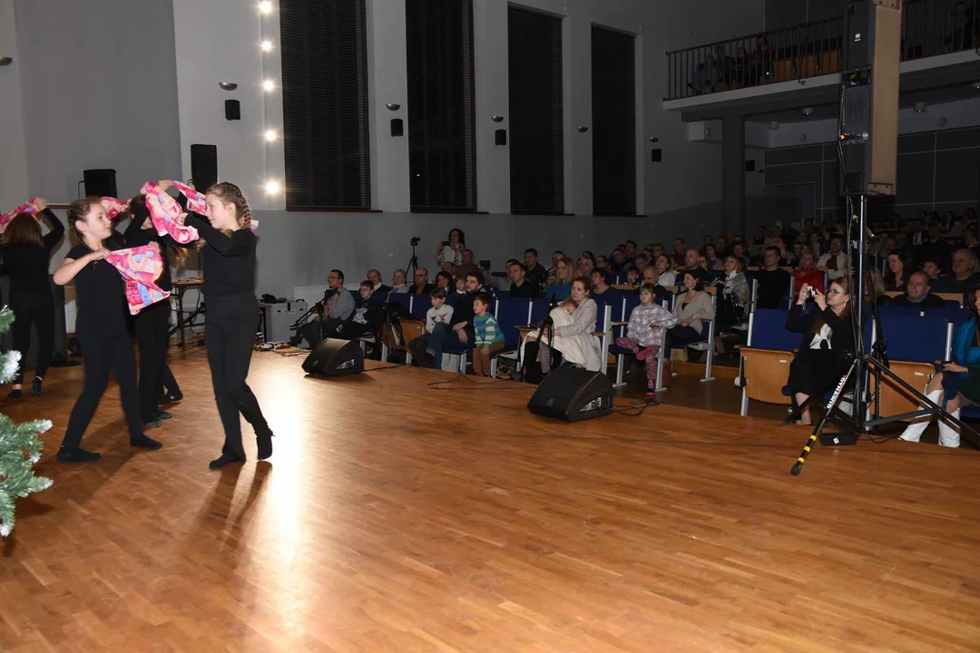 NOWOROCZNY KONCERT UCZNIÓW PAŃSTWOWEJ SZKOŁY MUZYCZNEJ W ŁUKOWIE