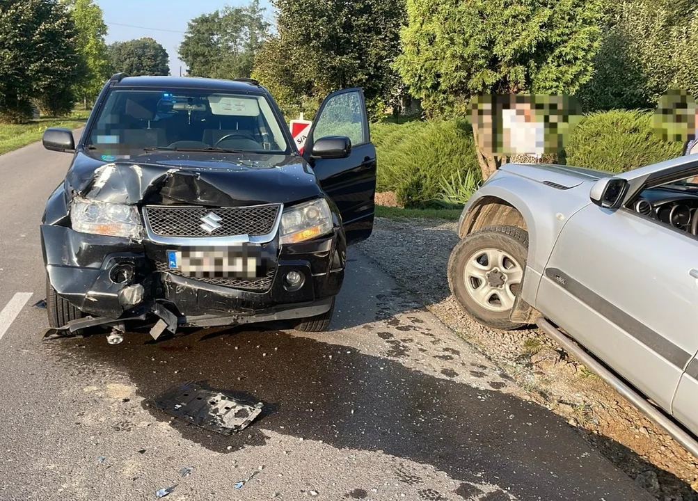 Szczuczki-Kolonia: Suzuki zderzyło się z suzuki - Zdjęcie główne