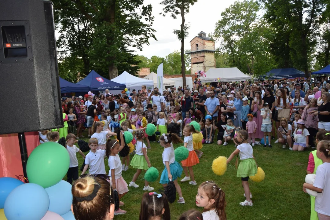 Moc atrakcji na Powiatowym Bajkowym Dniu Dziecka w Łęcznej (ZDJĘCIA) - Zdjęcie główne