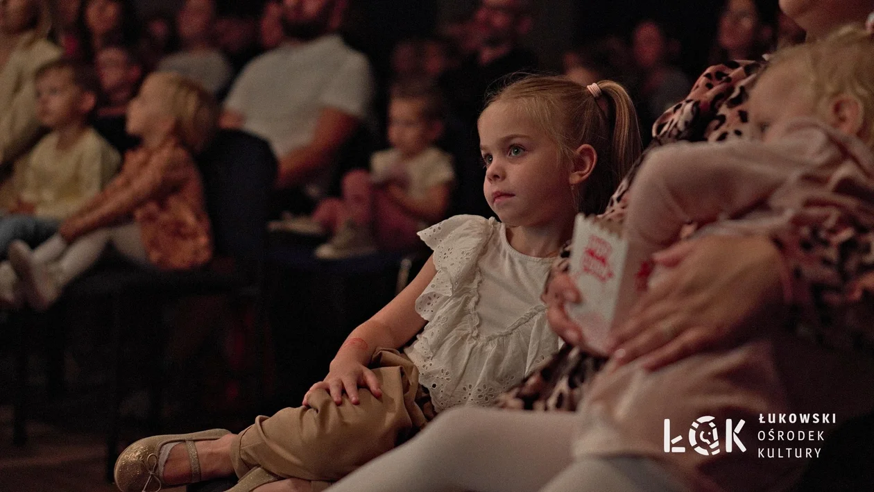 Niedziela z teatrem: „Czerwony kapturek” w ŁOK