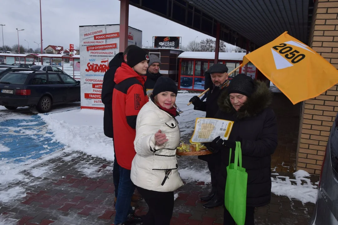 Kazimierz zagrał dla Romualda Lipki. Pamiętamy. Śpiewamy.