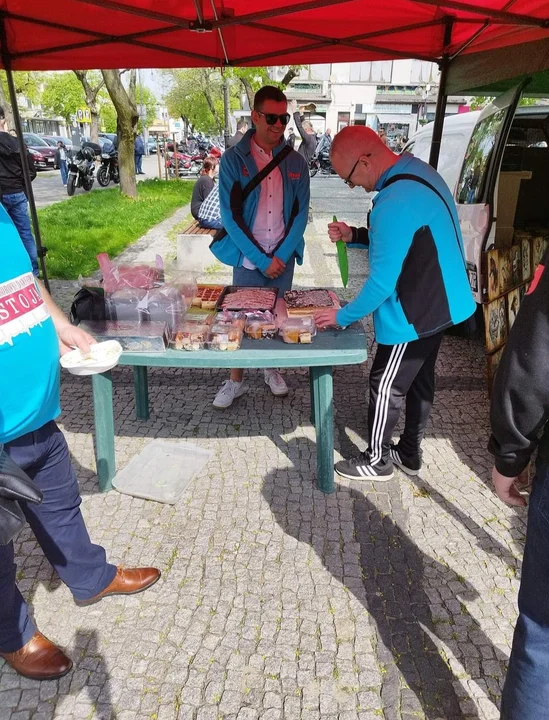 Motoweterani i miłośnicy starej motoryzacji zaprosili na Retro Niedzielę