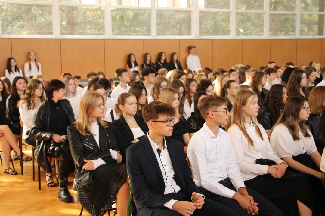 Rozpoczęcie roku szkolnego w IV Liceum Ogólnokształcące im. Jana Pawła II w Łukowie