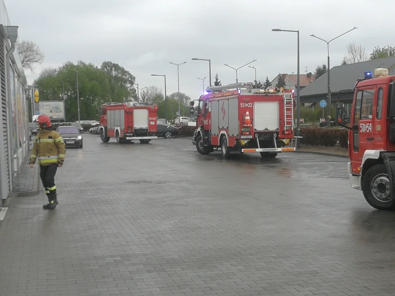 Ewakuacja w radzyńskim sklepie Lidl - Zdjęcie główne