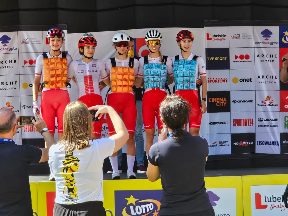 Nałęczów w centrum sportowych wydarzeń – finałowy etap Tour de Pologne Women wyruszył z Parku Zdrojowego