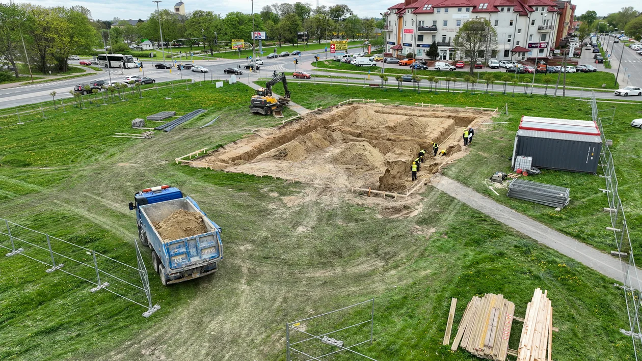 W Łęcznej budują już McDonald's - Zdjęcie główne