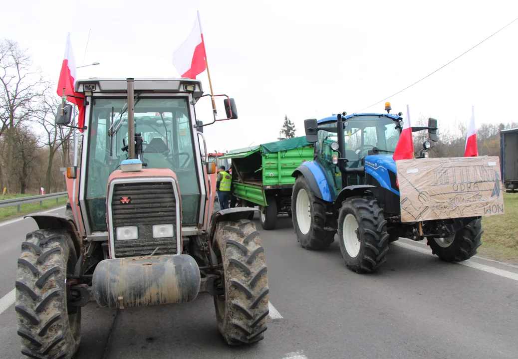 Protest rolników w Wólce Rozwadowskiej. Blokady trwają (zdjęcia) - Zdjęcie główne