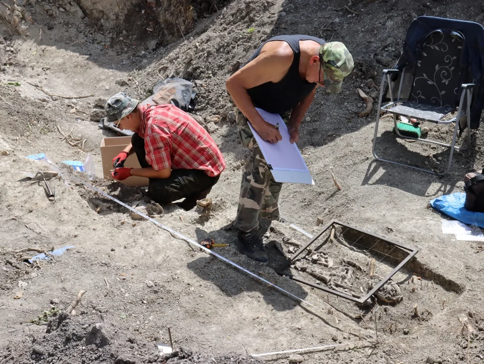 Sensacyjne odkrycie archeologiczne na Lubelszczyźnie. LWKZ: "cechy pochówku antywampirycznego"