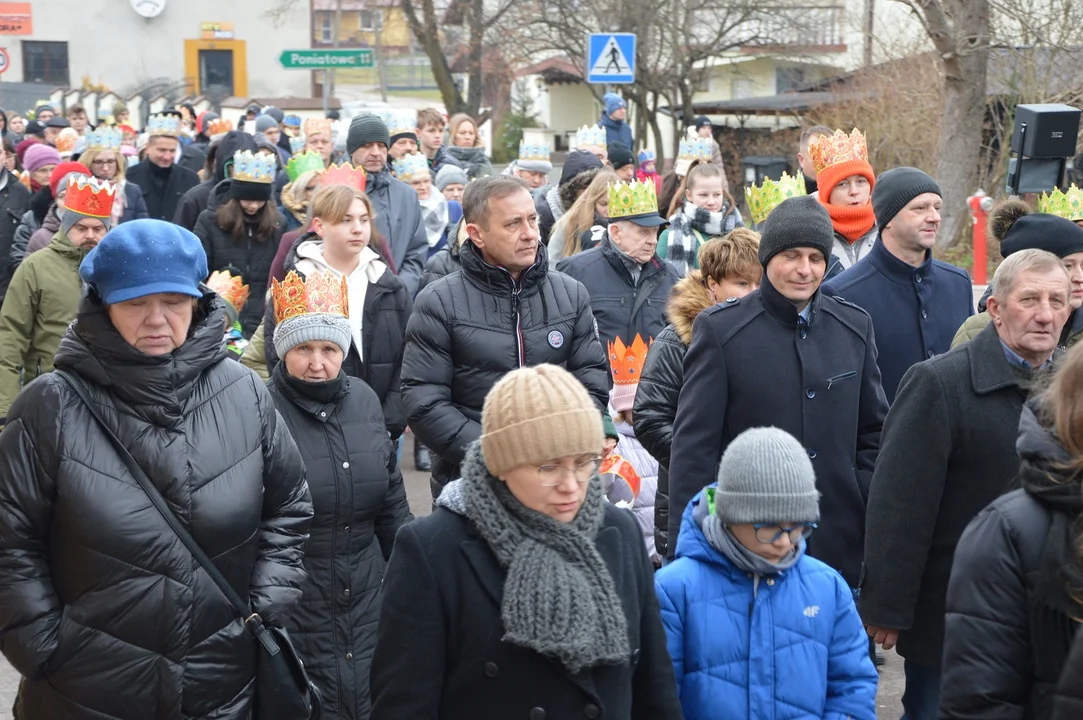 Orszak Trzech Króli przeszedł ulicami Chodla