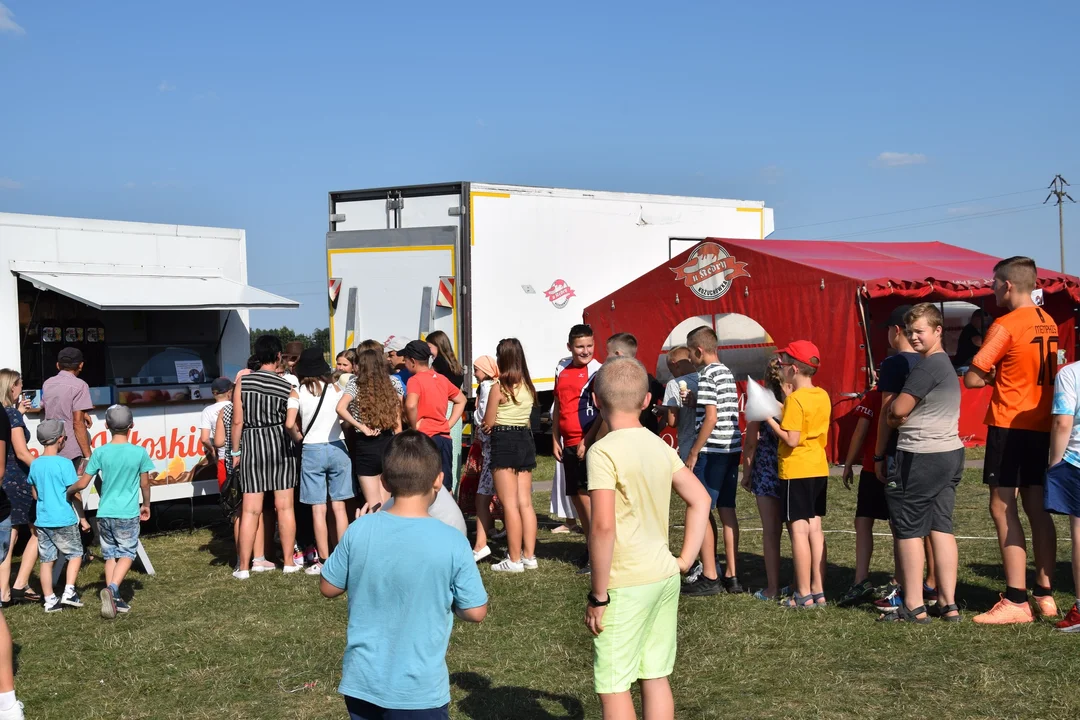 Piknik Charytatywny: w Sarnowie wspomogli Polę  i Lenkę