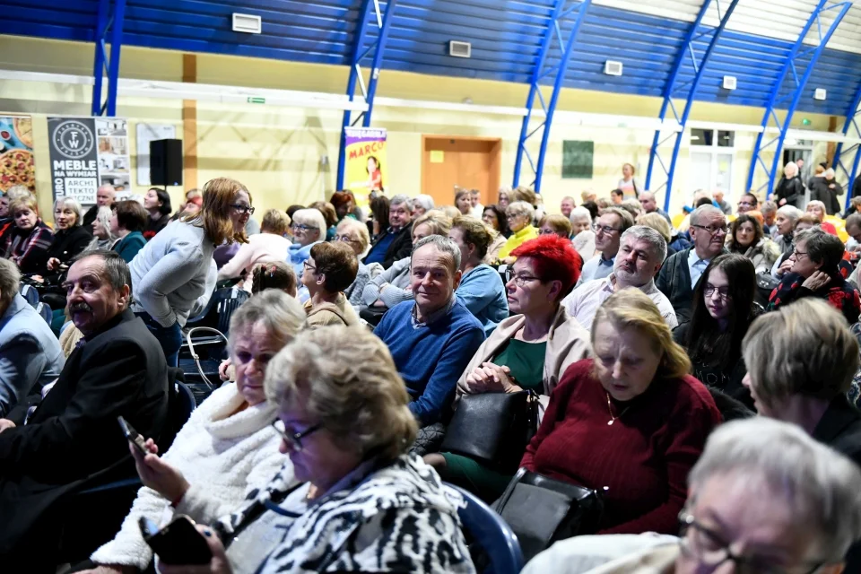 "Koncert kolęd i słodkich serc"