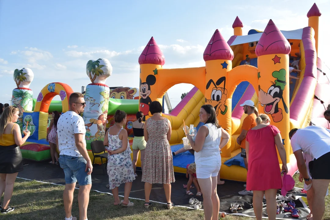 Piknik Charytatywny: w Sarnowie wspomogli Polę  i Lenkę