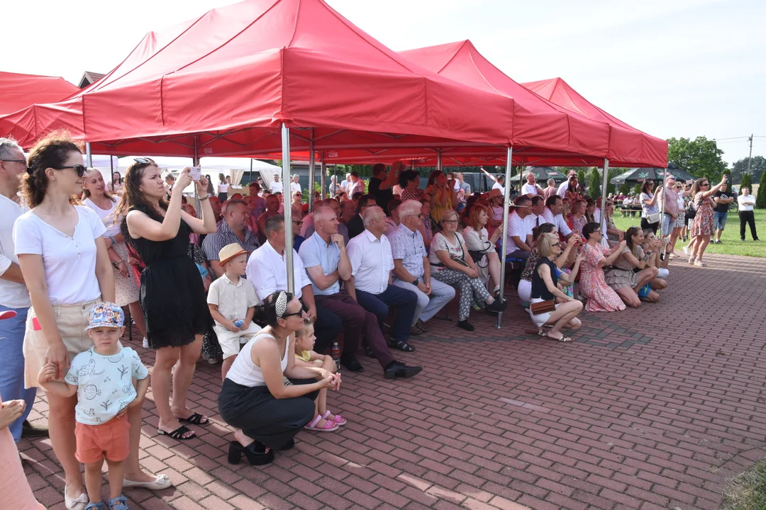 Festyn na powitanie lata w Starych Kobiałkach