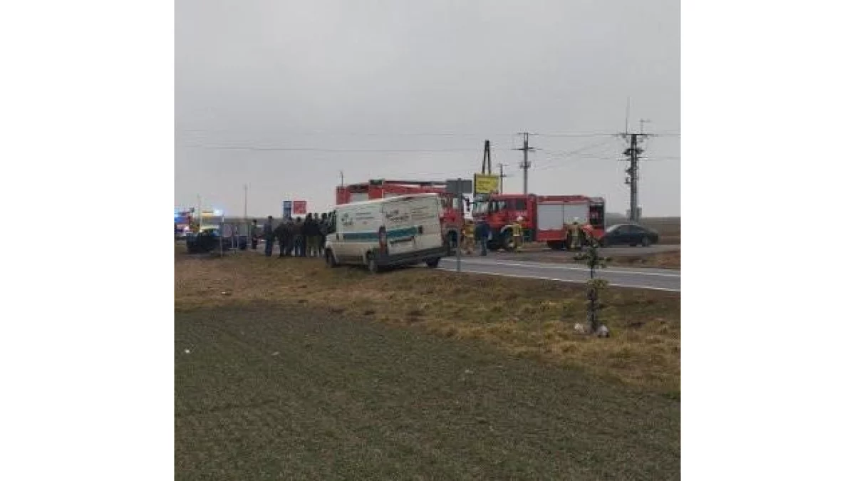 Groźny wypadek na Ziemi Biłgorajskiej. Poszkodowane cztery osoby w tym dziecko - Zdjęcie główne