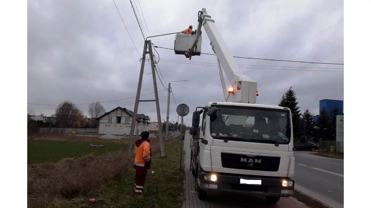 W Józefowie wszystko będzie jasne. Za milion - Zdjęcie główne