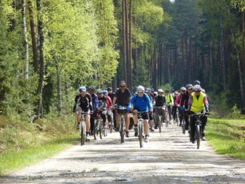 Ekomajówka na rowerach - Zdjęcie główne