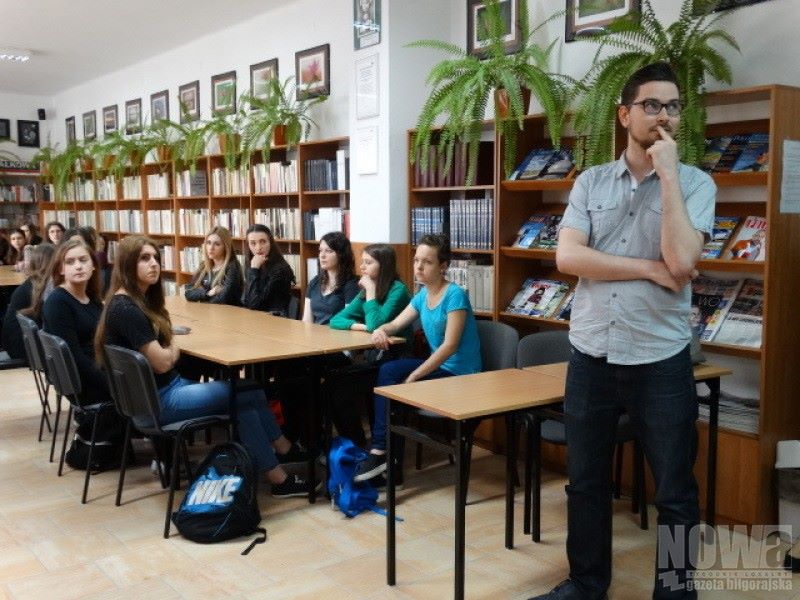 Angielski ze studentami - Zdjęcie główne