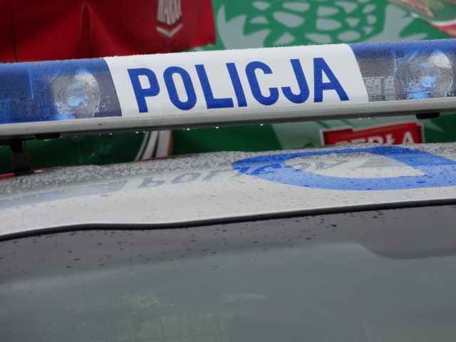 POLICJANCI WYJAŚNIAJĄ OKOLICZNOŚCI ŚMIERCI 59-LETNIEJ KOBIETY - Zdjęcie główne