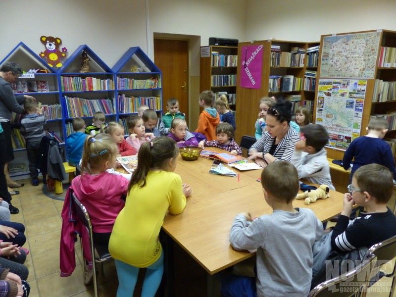 Wycieczka do biblioteki - Zdjęcie główne