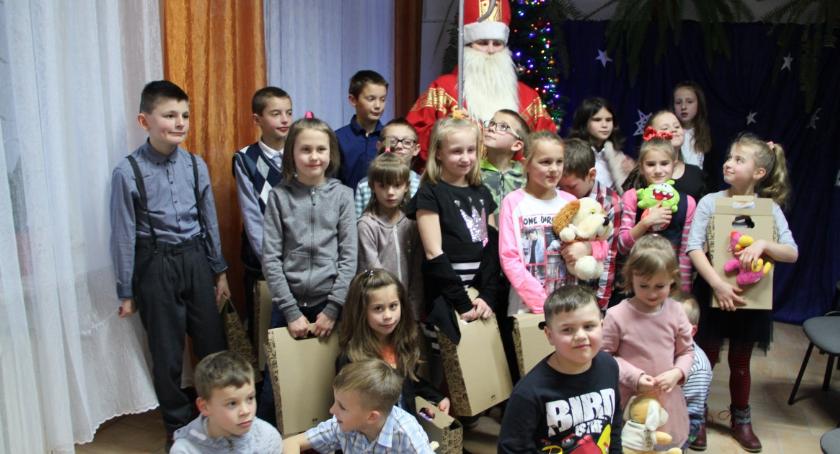 Przy wigilijnym stole - Zdjęcie główne