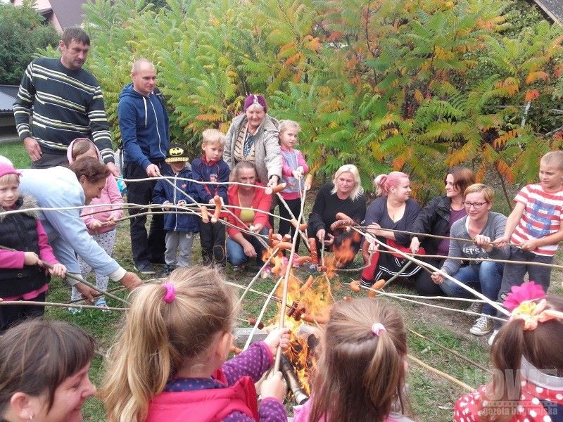 Integracyjne spotkanie w Szkole Podstawowej w Woli Dereźniańskiej - Zdjęcie główne