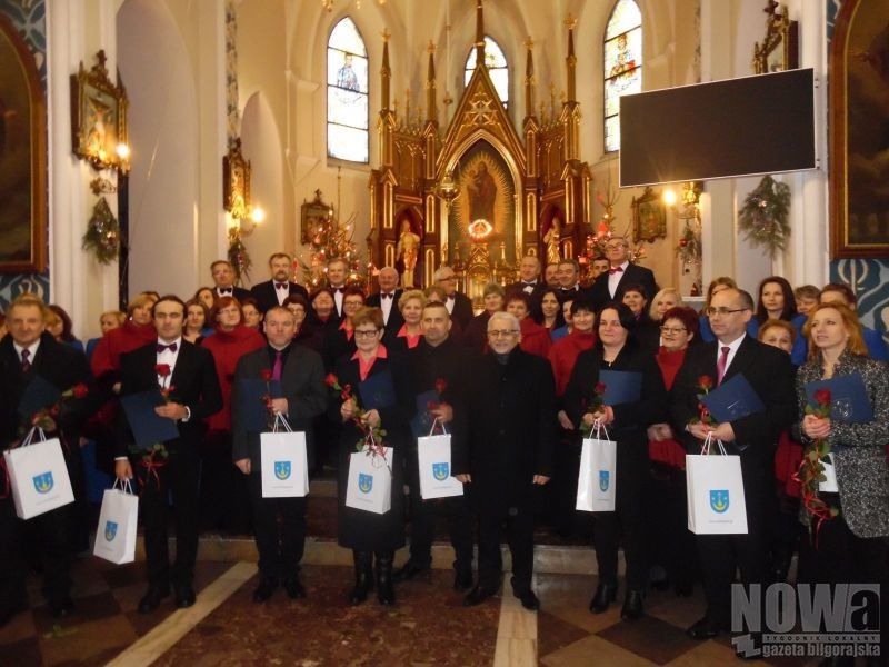 Kolędowe Spotkanie Chórów Ziemi Biłgorajskiej we Frampolu - Zdjęcie główne