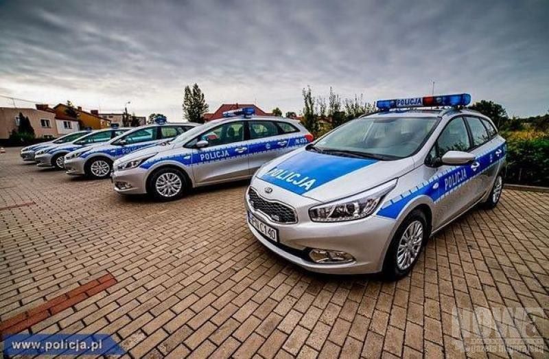 Nowe radiowozy dla policji - Zdjęcie główne