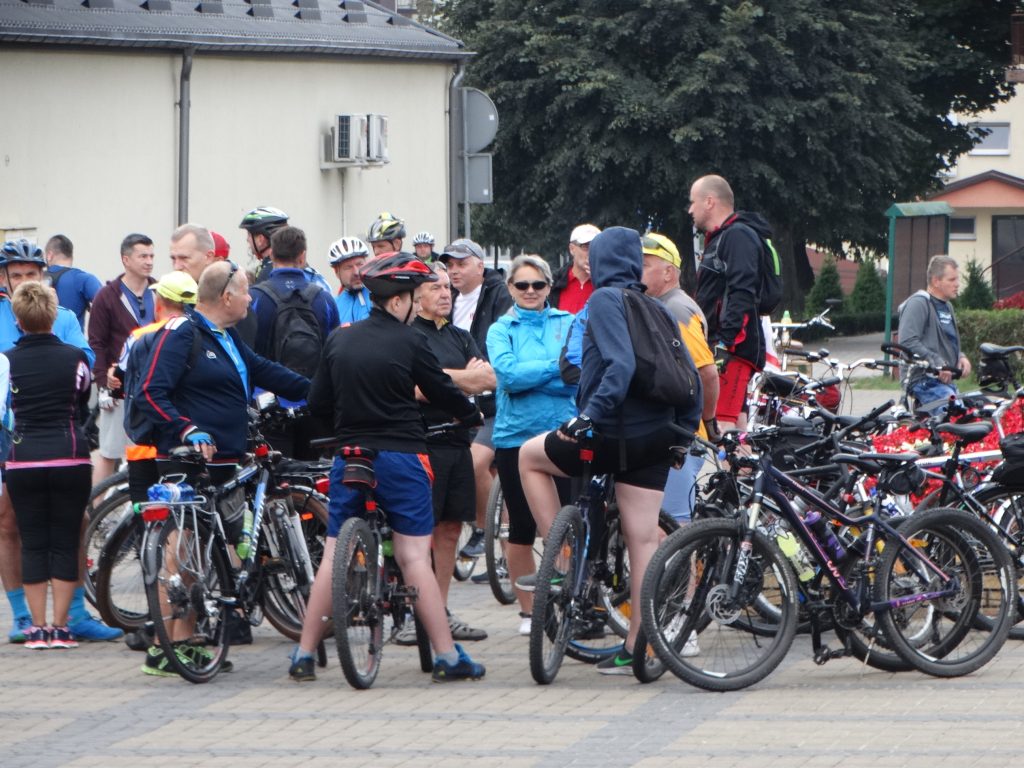 Wyruszył rajd Jastrzębia Zdebrz - Zdjęcie główne