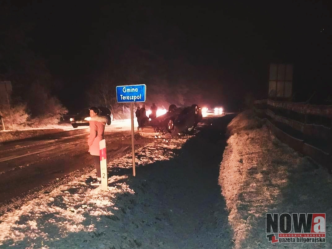 Dachowanie na drodze Panasówka - Zwierzyniec - Zdjęcie główne