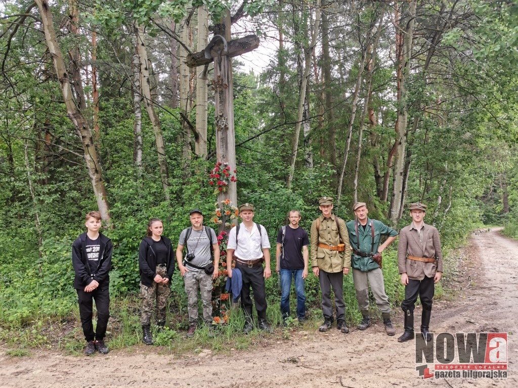 Rajd pieszy „bandziorską drogą” - Zdjęcie główne