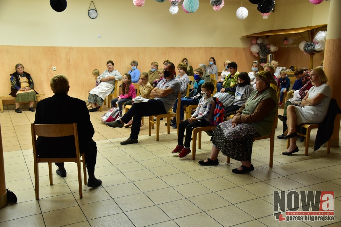 Warsztaty teatralne w Gromadzie, Bukowej i Dereźni - Zdjęcie główne