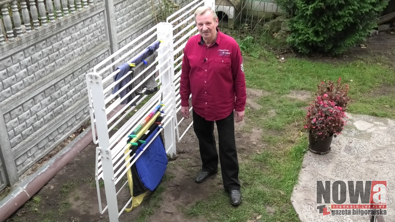 Z mechaniką w Internet (film) - Zdjęcie główne