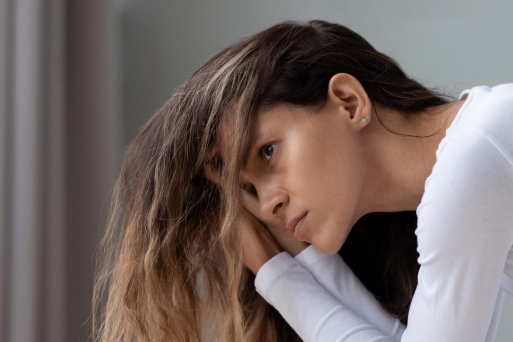 Rozszerzone pory a prawidłowe oczyszczanie twarzy - Zdjęcie główne