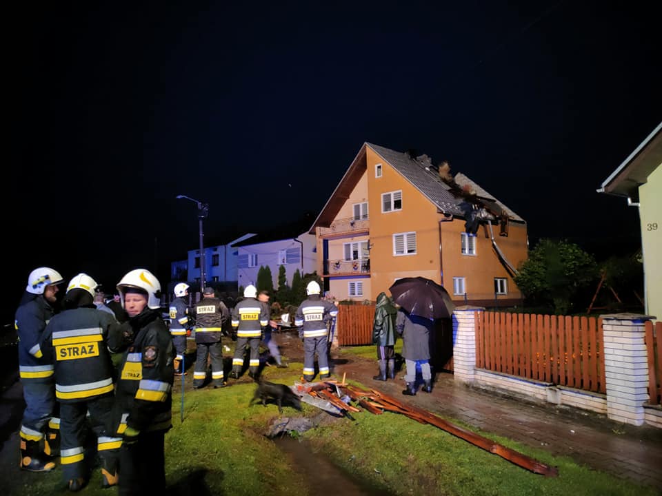 Pomoc dla osób, które ucierpiały wskutek wichury - Zdjęcie główne